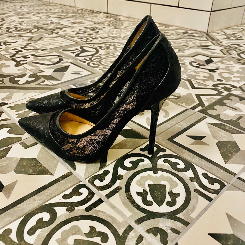 Guess heels